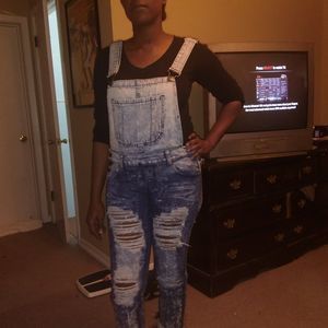 Meet your Posher, Felisha